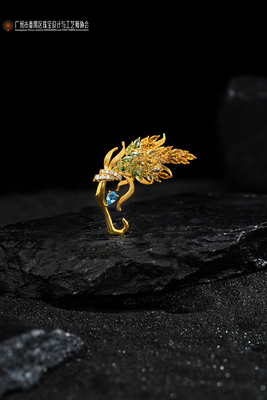 设计师：梁恩娣